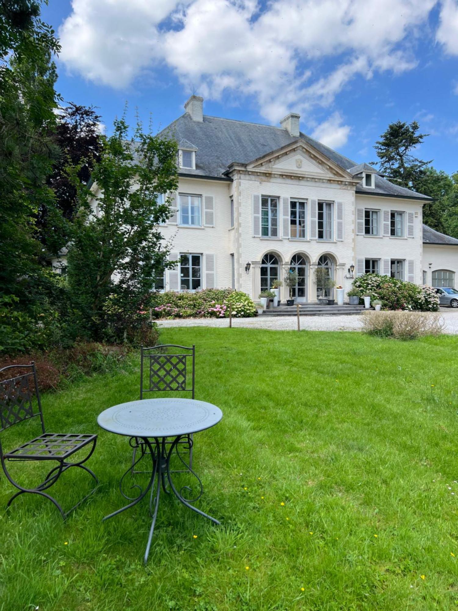 Hotel Fleur De Lys Zedelgem Exterior photo
